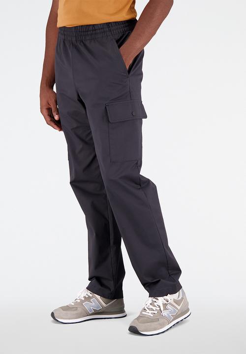New Balance  - NB athletics woven cargo pant - black