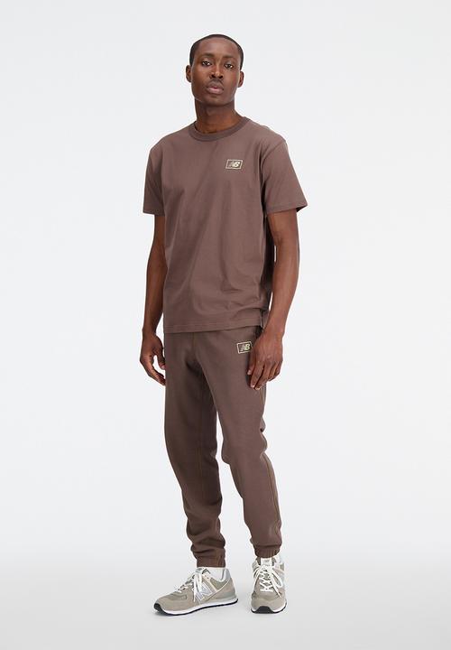 New Balance  - Nb essentials graphic tee - dark mushroom