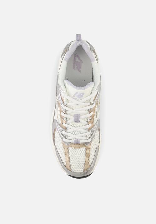 New Balance  - 530 