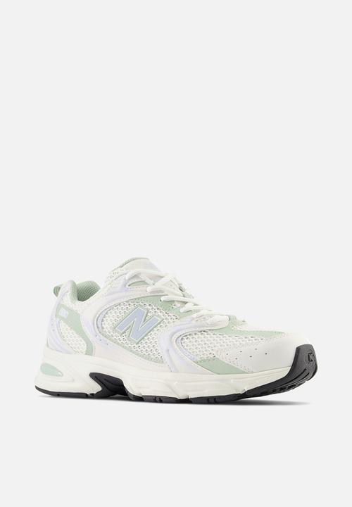 New Balance  - 530