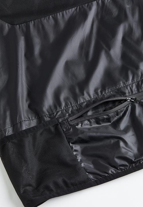 H&M - Lightweight running gilet - black
