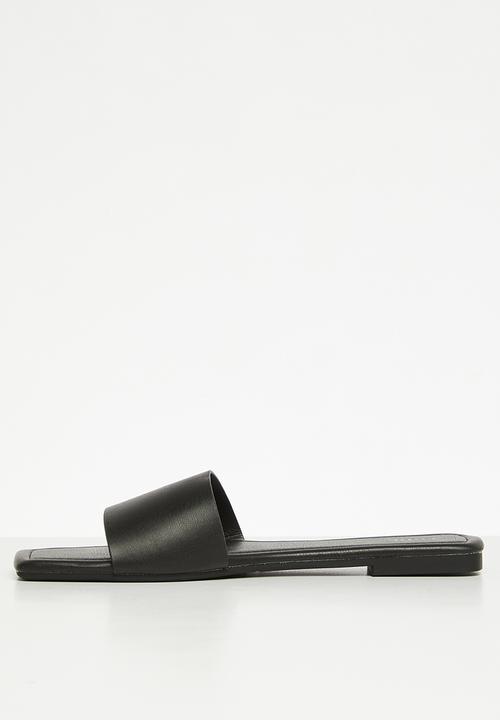 Cotton On - Sarah single vamp slide - black