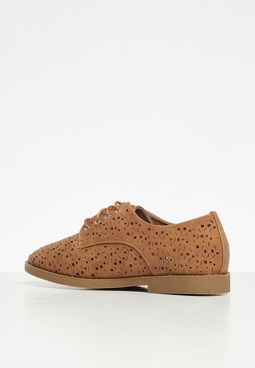 Viabeach - Vespa 13 brogue - tan