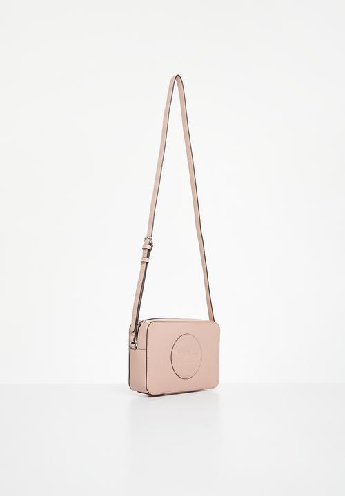GUESS - Rothenberg mini camera crossbody - blush
