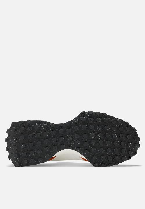 New Balance  - U327 v1