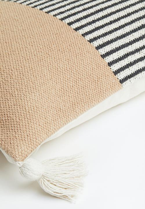 H&M - Tasselled cushion cover - beige/patterned