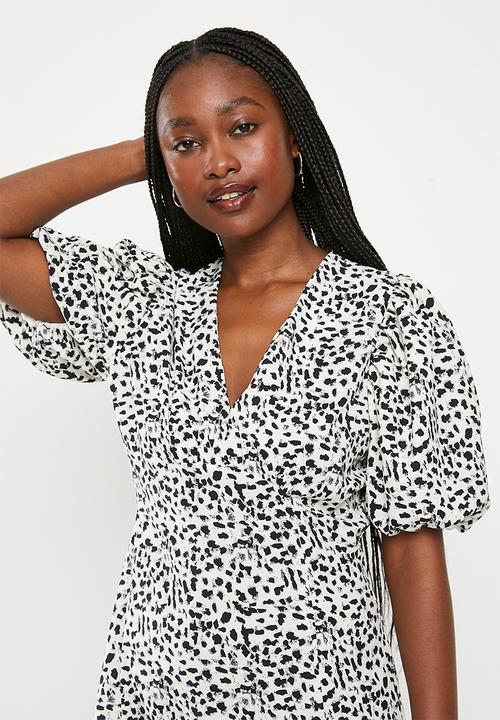 Me&B - Empire v-neck dress - scratchy animal