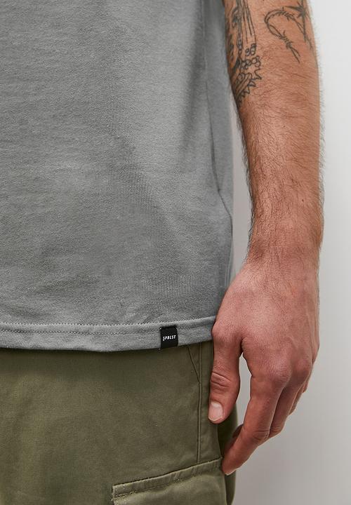 Superbalist - Nasa logo graphic crew neck tee - charcoal