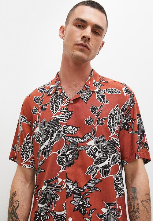 Superbalist - Ethnic floral print short sleeve viscose shirt - multi