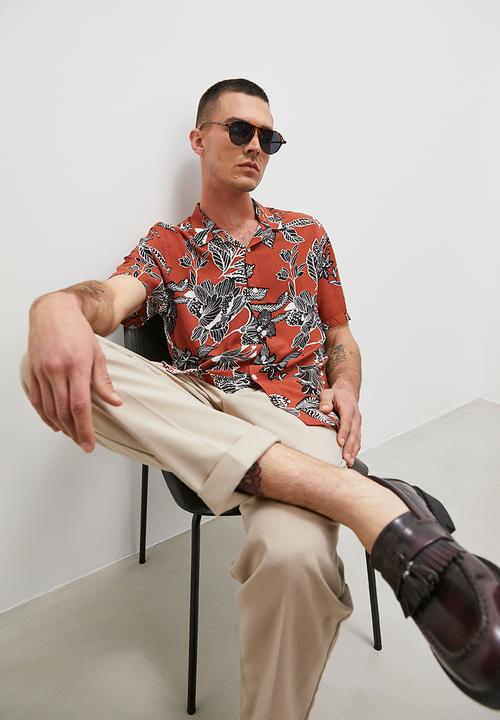 Superbalist - Ethnic floral print short sleeve viscose shirt - multi