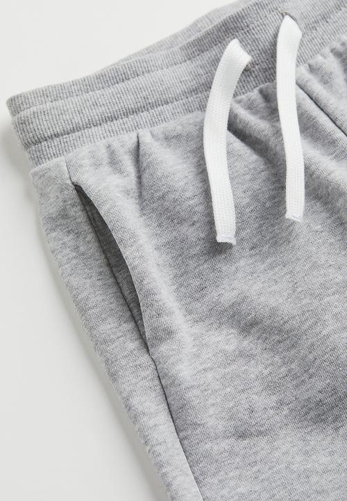 H&M - Sweatshorts - light grey marl