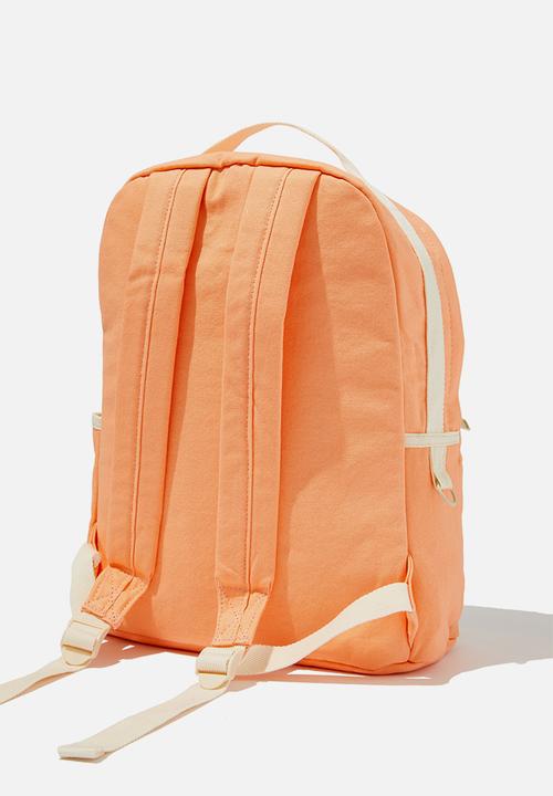 Typo - Alumni backpack - apricot crush