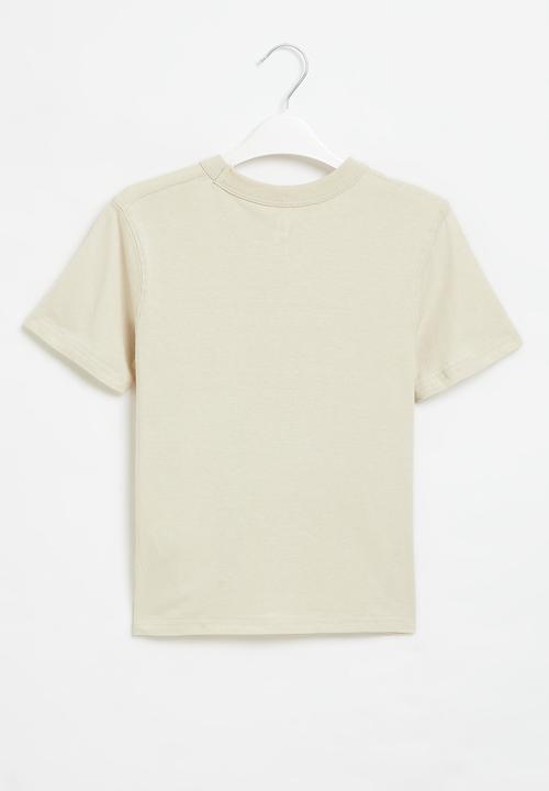 Cotton On - Jonny short sleeve print tee - rainy day/alaska bear