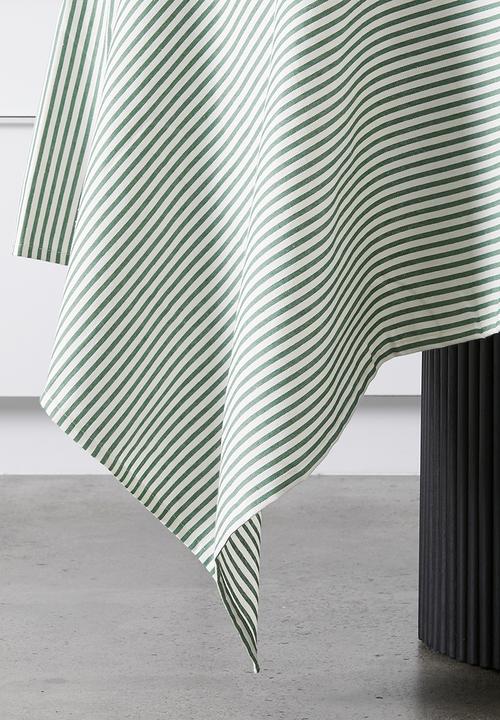 Hertex Haus - Pin Up Tablecloth - Irish