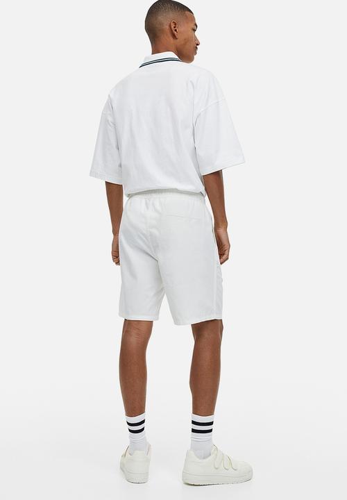 H&M - Regular fit cotton shorts - white