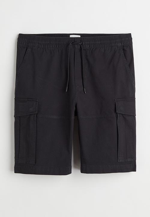H&M - Regular fit twill cargo shorts - black