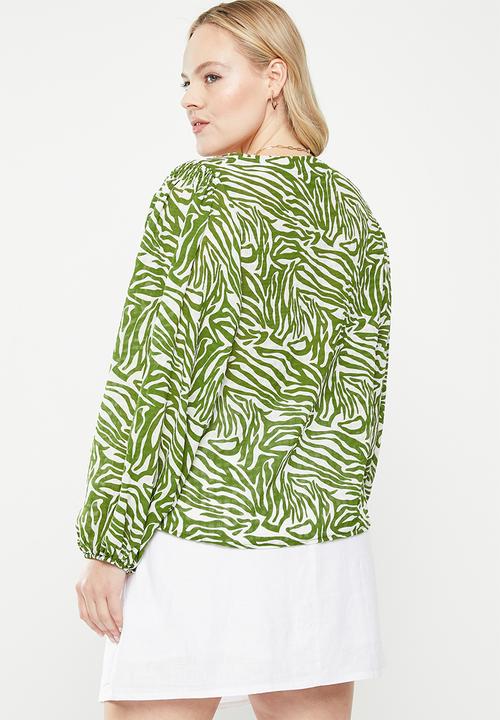Me&B - Plus bellow sleeve blouse with shoulder detail - olive tiger