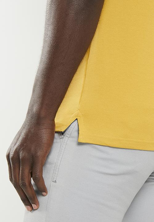 POLO - Mens classic pique short sleeve golfer - bright yellow