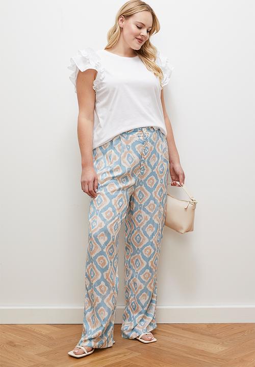 edit - Ruffle sleeve top - white
