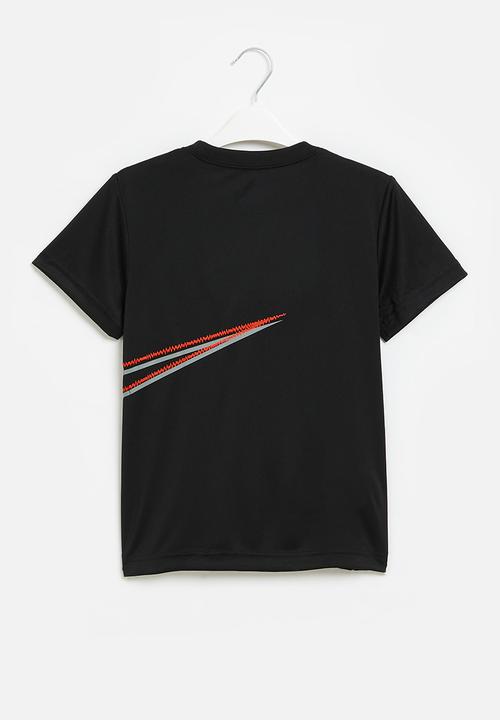 Nike - Nkb swoosh distortion tee - black