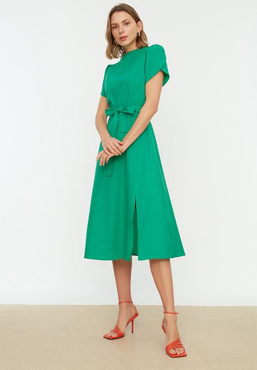 Trendyol - Tulip sleeve midi dress - green