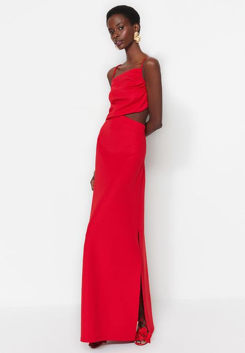 Trendyol - Sleeveless cut-out maxi prom dress - red