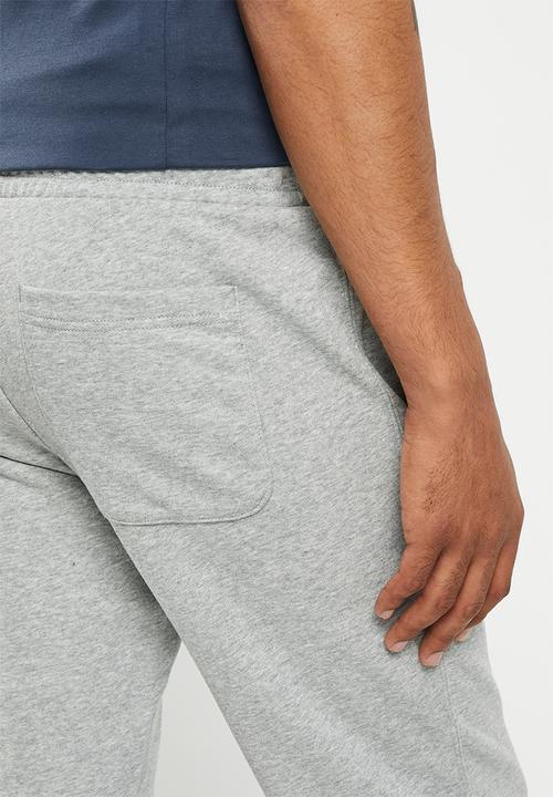 Converse - Converse go-to embroidered star chevron french terry sweatpant - grey