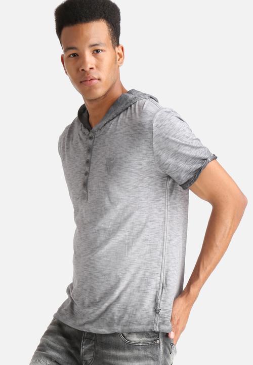 GUESS - Becklin Henley