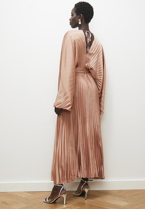 edit - Pleated dolman sleeve maxi dress - neutral