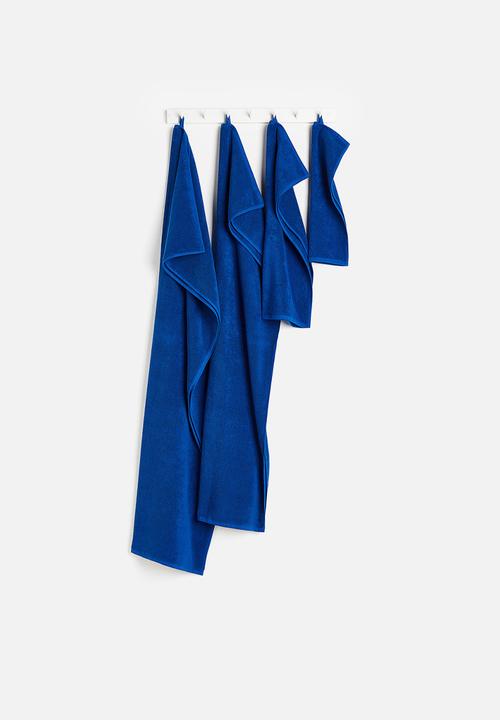 H&M - Cotton terry bath towel - blue
