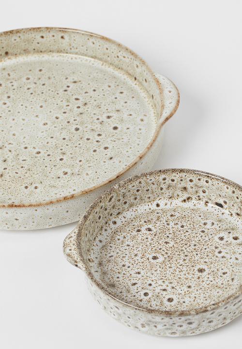 H&M - Stoneware baking dish - white/spotted 
