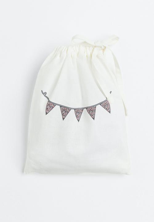 H&M - Pennant bunting - old rose/small flowers