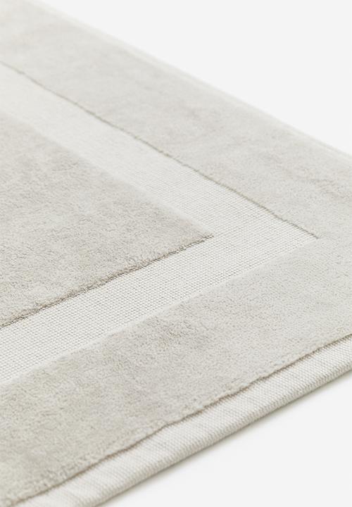 H&M - Velour bath mat - light greige