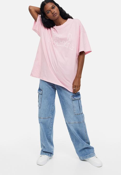 H&M - Oversized printed t-shirt - light pink / ucla 