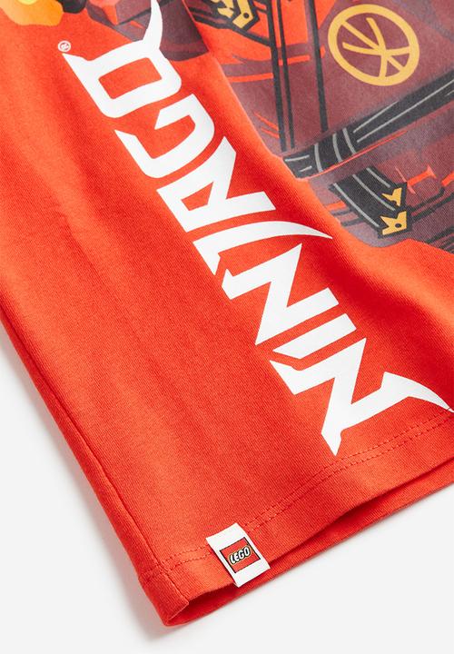 H&M - Printed T-shirt - bright red/lego ninjago