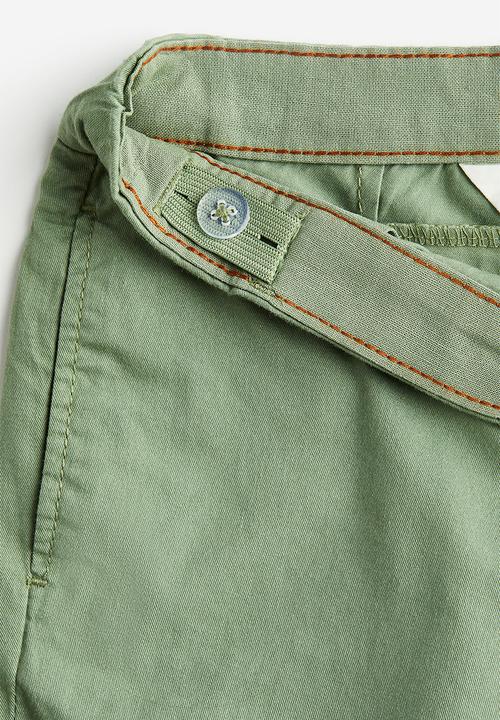H&M - Relaxed fit cotton chinos - green