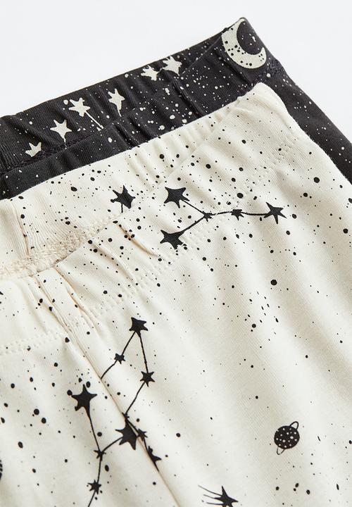 H&M - 2-pack printed pyjamas - black/constellations