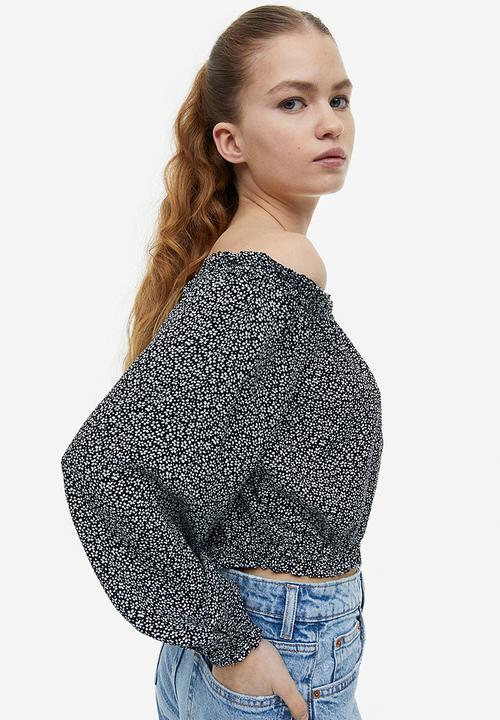 H&M - Off-the-shoulder blouse - black / small flowers