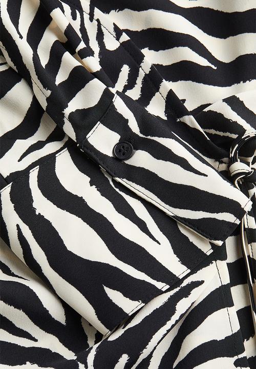 H&M - Wrap blouse - black/zebra print 