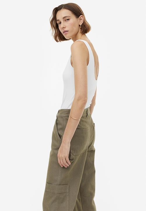 H&M - Textured body - white