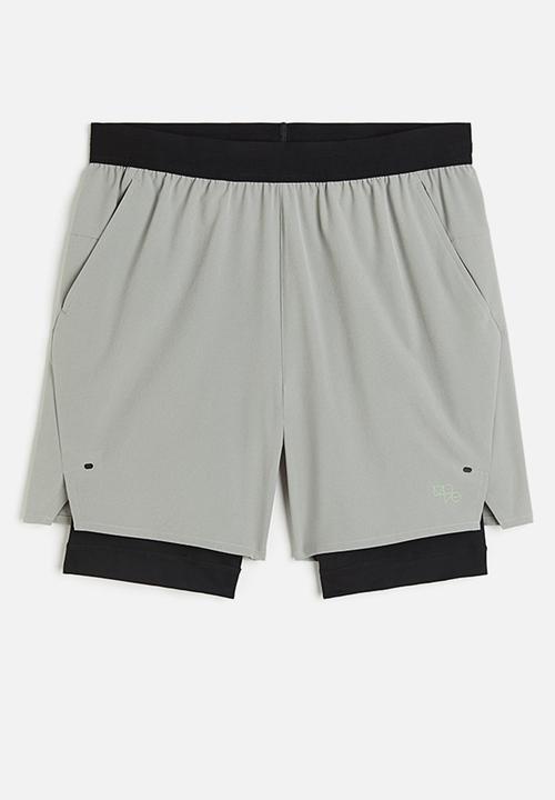H&M - Drymove™ double-layered sports shorts - grey & black 