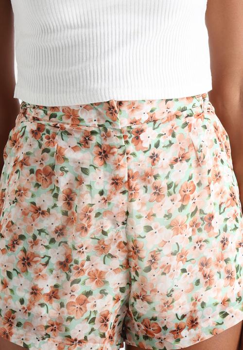 Influence. - Floral Floaty Shorts