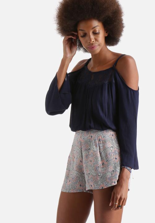 Influence. - Cheesecloth Cold Shoulder Lace Insert Top