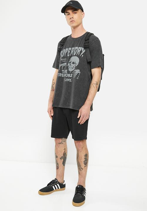 Superdry. - Vintage lo-fi flyer tee - mid backstage black