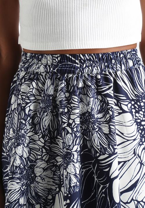 Influence. - Skater Skirt