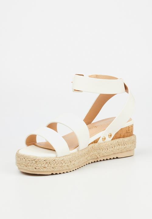 Miss Black - Steffi 2 wedge heel - white
