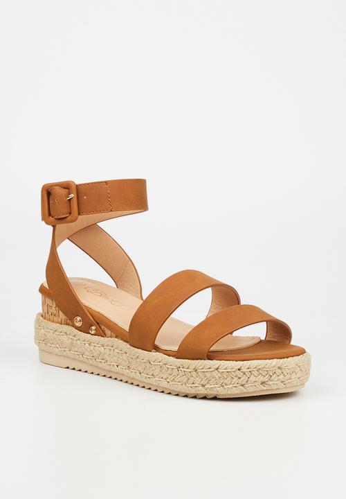 Miss Black - Steffi 2 wedge heel - tan