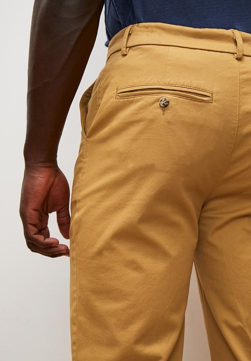 Lark & Crosse - Rob flat front peached chino pant - taupe