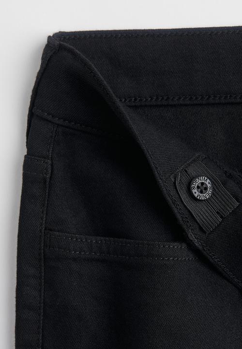 H&M - Denim shorts slim fit - black