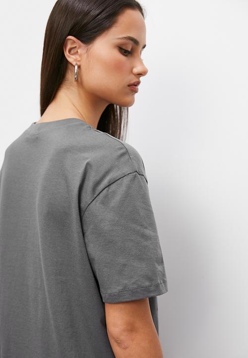Blake - Oversized novelty tee - grey